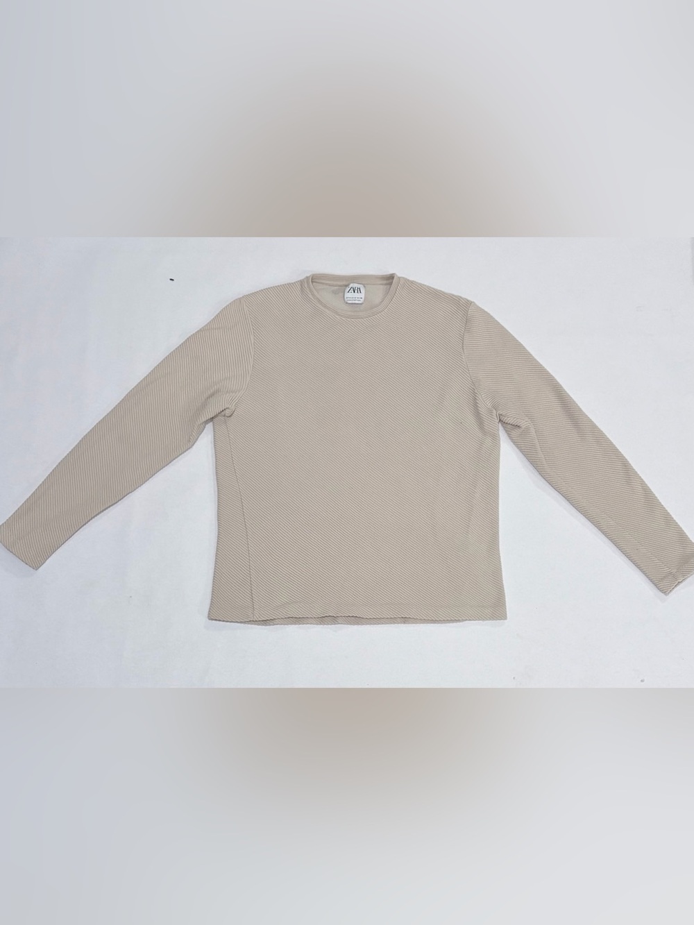 Zara Men’s Light Beige Long Sleeve Crew Shirt